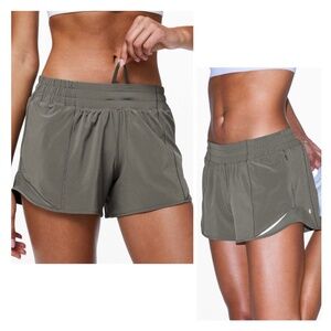 Lululemon Women Size 4 Tall  Hotty Hot Short II Long 4" Grey Sage Lined Running